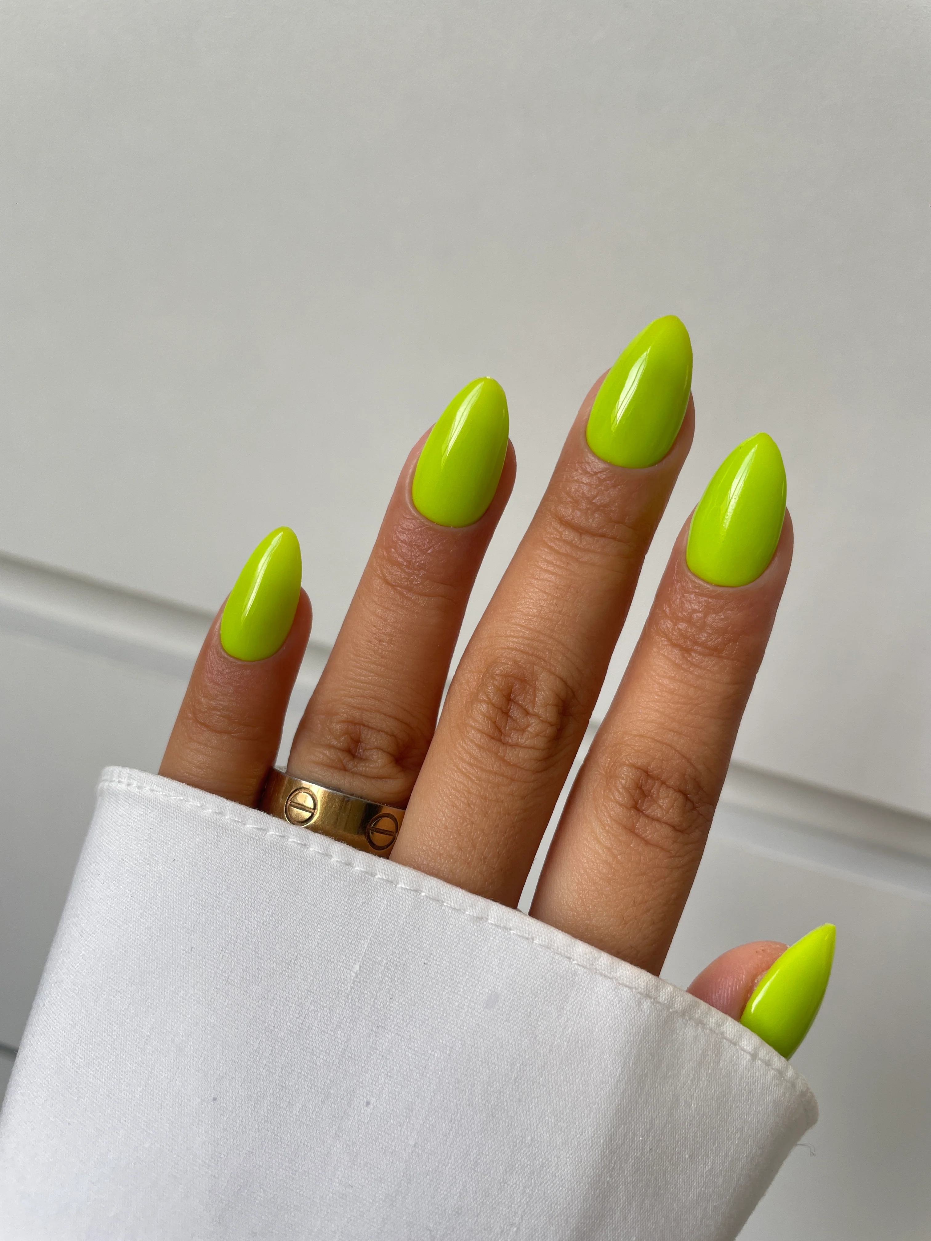 Lime Luminary Dipping Powder - Image 2