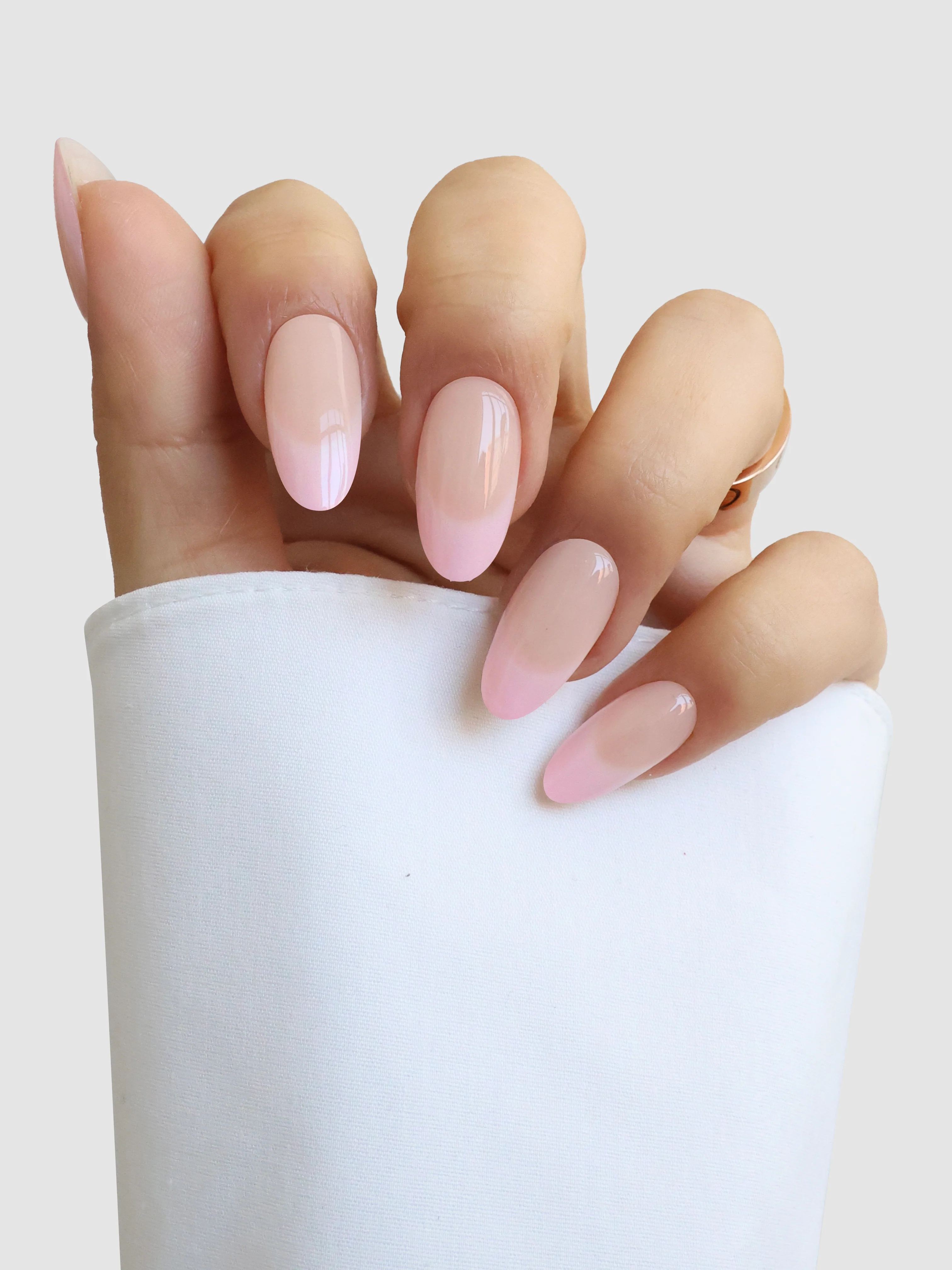 Perle de Paris Gel Wrap - Image 3